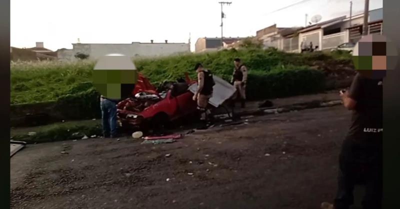 Capotamento no Jardim Planalto deixa dois feridos em Guaxupé 