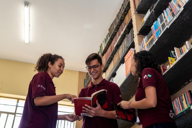 Cemig moderniza a iluminação de cerca de 300 escolas estaduais em Minas, incluindo Muzambinho 