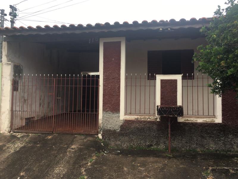 Oportunidade! Casa à venda em Guaxupé 