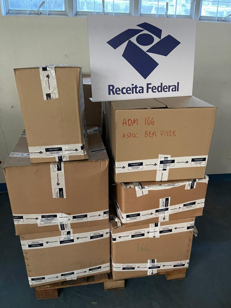 Em comemoração ao Dia das Mães, Receita Federal doa R$480 mil em mercadorias para entidades beneficentes no Sul de Minas