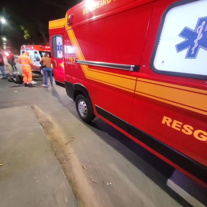Acidentes envolvendo motocicletas deixam duas pessoas feridas em Guaxupé 