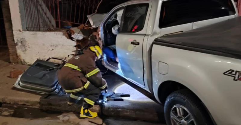 Guaxupeano de 42 anos morre ao bater caminhonete em parede de oficina mecânica 