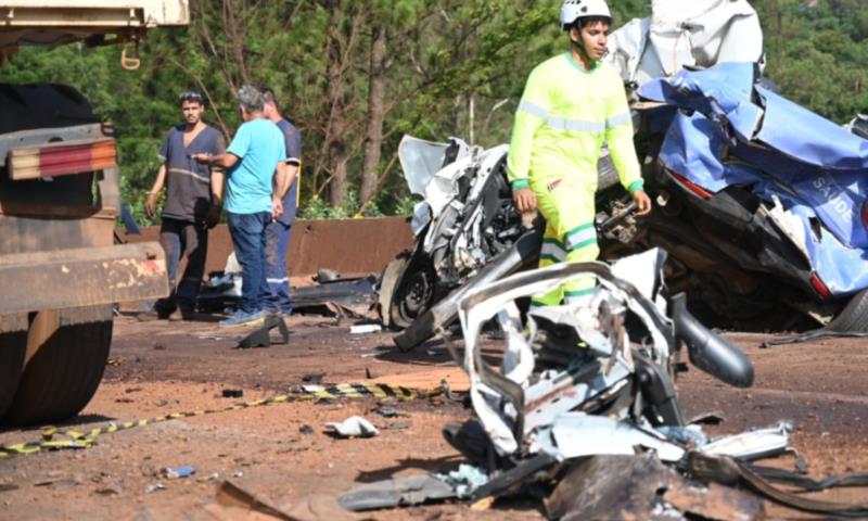 Motorista de carreta envolvida em acidente em Igarapé se apresentou à polícia e chorou ao depor nesta terça-feira 