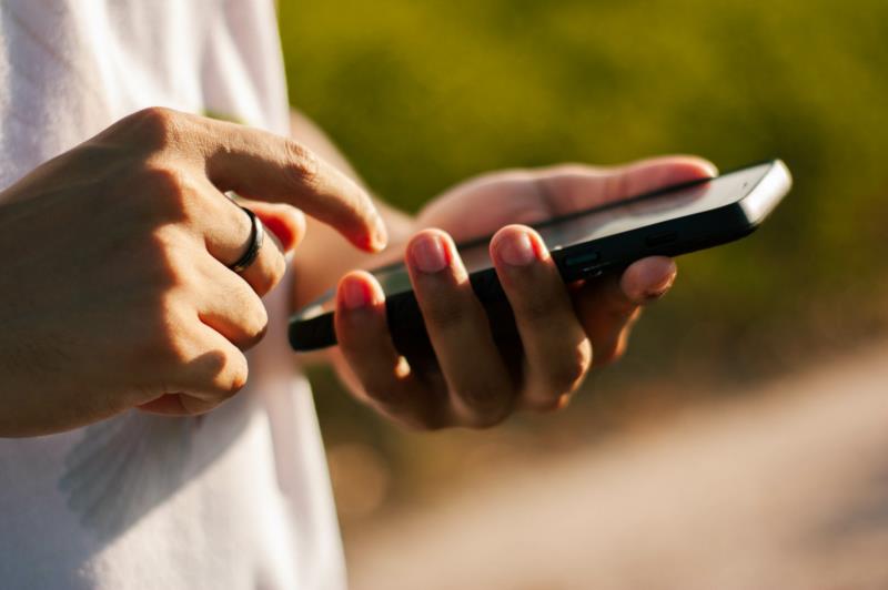 Homem é condenado a pagar R$ 25 mil por vazar "nudes" da ex-namorada no Sul de Minas 