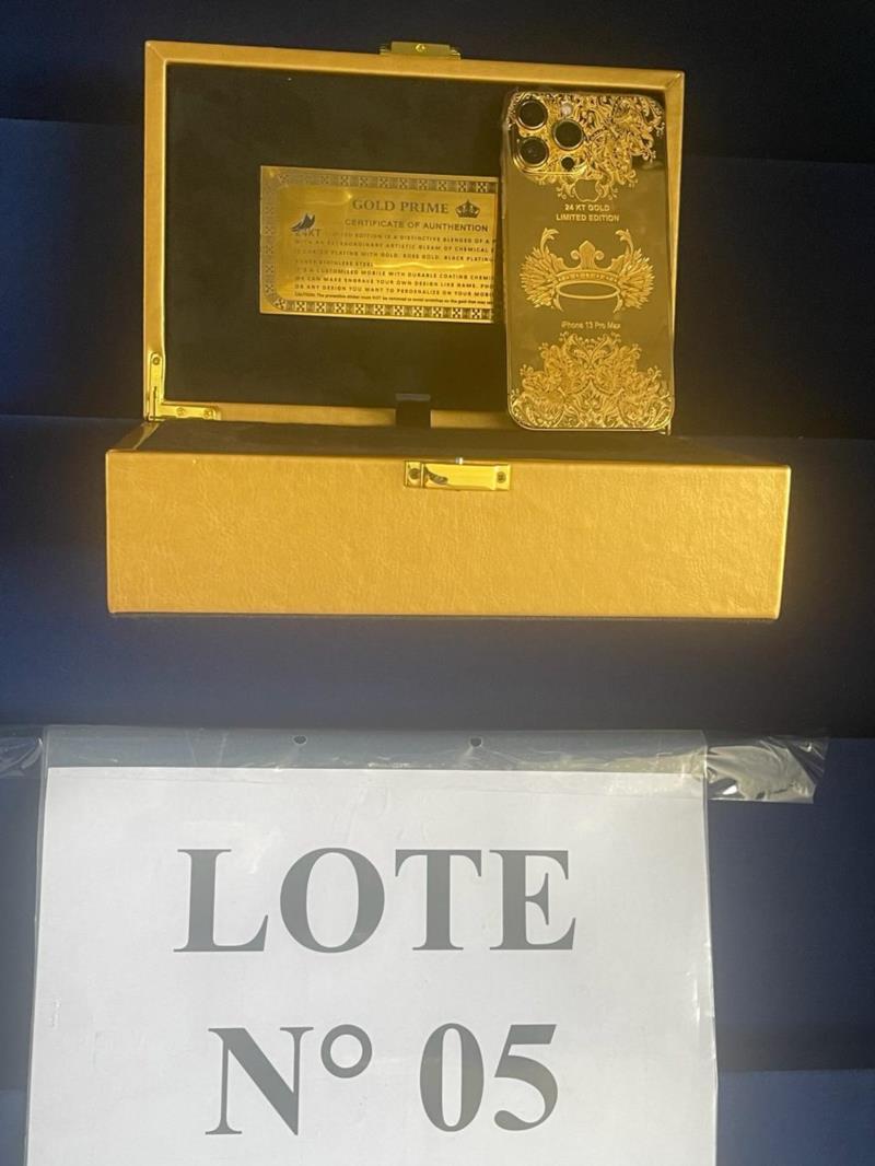 Receita Federal em Minas Gerais promove leilão eletrônico de veículos e Iphone 13