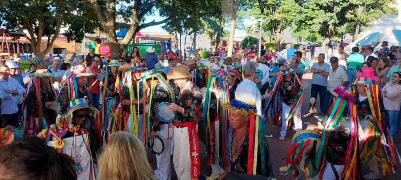 Bom Jesus da Penha celebra "Festa do Folclore"