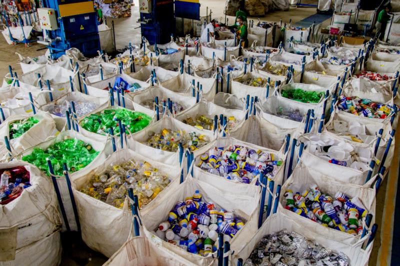 Mais de 478 toneladas de resíduos sólidos foram resgatados em Guaxupé