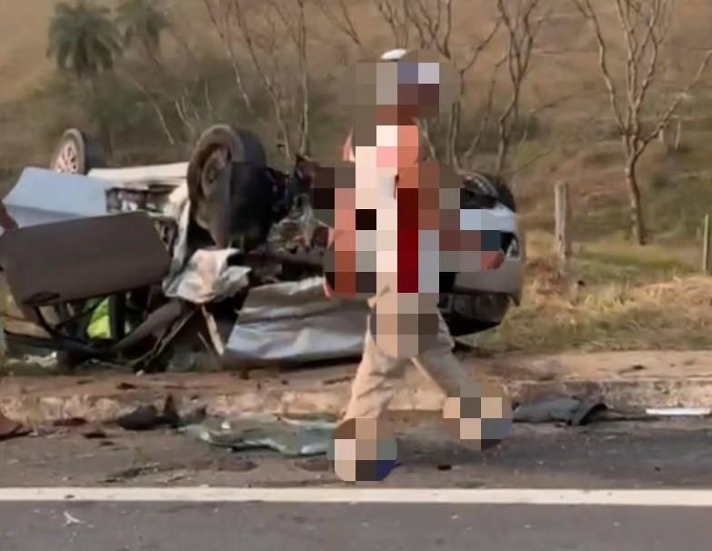 Sete pessoas ficam feridas em novo acidente praticamente no mesmo local onde, poucas horas antes, três guaxupeanos perderam a vida 