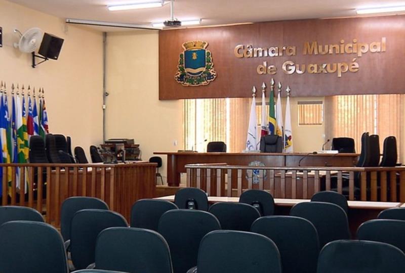 Desprezando fundamentação jurídica, vereadores aprovam projetos de lei suspeitos e de interesse “eleitoreiro”