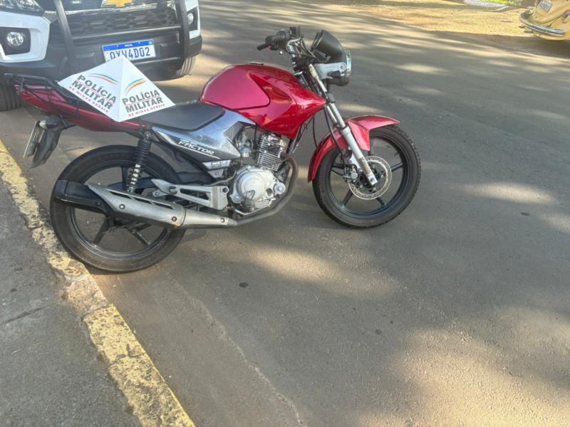 Em Guaxupé, menores são apreendidos pela PM por roubo de motocicleta no Planalto