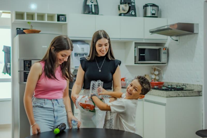 Promotores de campo e moradores de Guaxupé contam suas experiências  com o Programa de Reciclagem Separa+ 