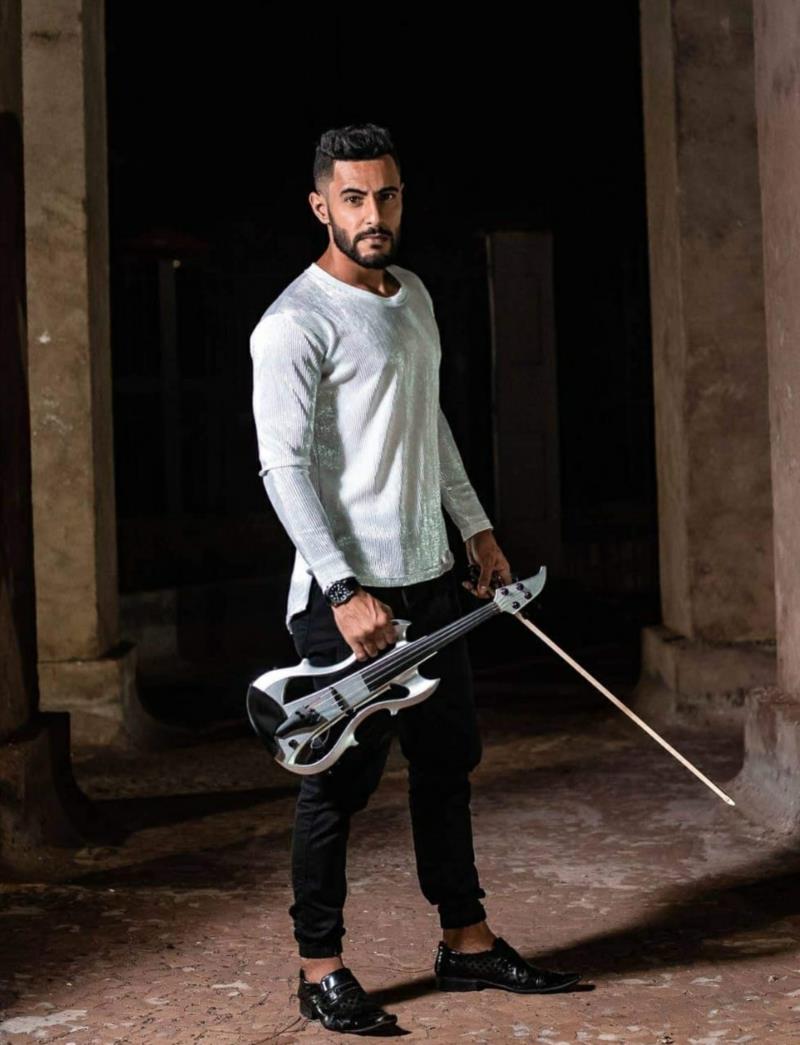 Violinista guaxupeano se tornou artista e conquista sucessos